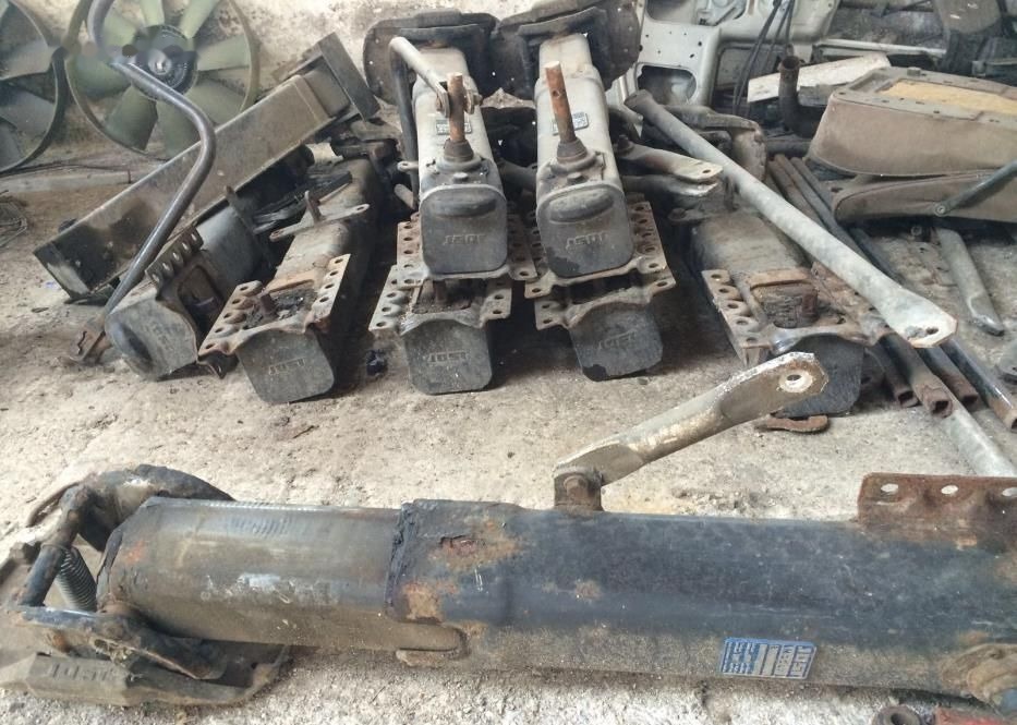 Picioare semiremorca - Karoserija i eksterijer za Prikolica: slika 1 Picioare semiremorca - Karoserija i eksterijer za Prikolica: slika 1