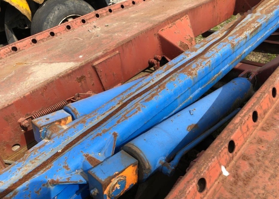 Platforma transport masini cu troliu , rampe extensibile carlig - Šlep vozilo: slika 5 Platforma transport masini cu troliu , rampe extensibile carlig - Šlep vozilo: slika 5
