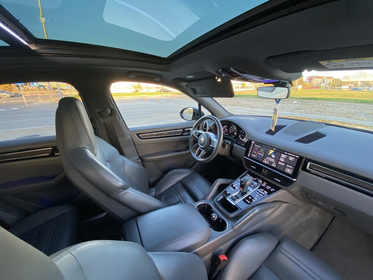 Automobil Porsche Cayenne 2018 Facelift Panorama Bose: slika 9 Automobil Porsche Cayenne 2018 Facelift Panorama Bose: slika 9