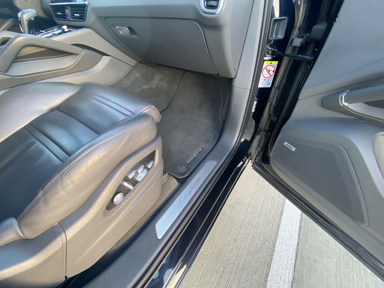 Automobil Porsche Cayenne 2018 Facelift Panorama Bose: slika 10 Automobil Porsche Cayenne 2018 Facelift Panorama Bose: slika 10