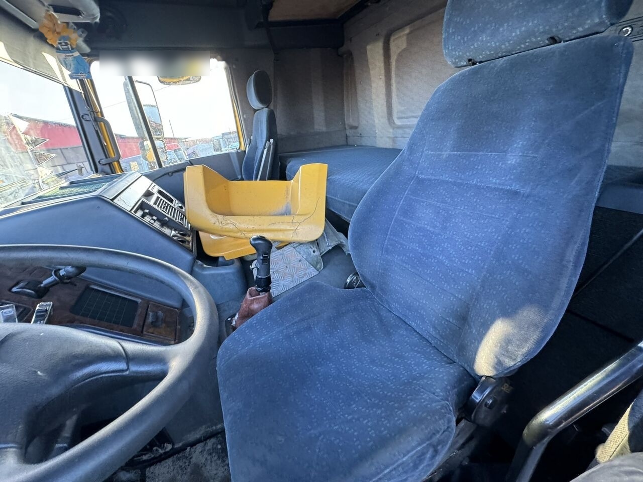 DAF XF95 430 ATI RETARDER EXPORT DAF XF95 430 ATI RETARDER EXPORT: slika 18 DAF XF95 430 ATI RETARDER EXPORT DAF XF95 430 ATI RETARDER EXPORT: slika 18