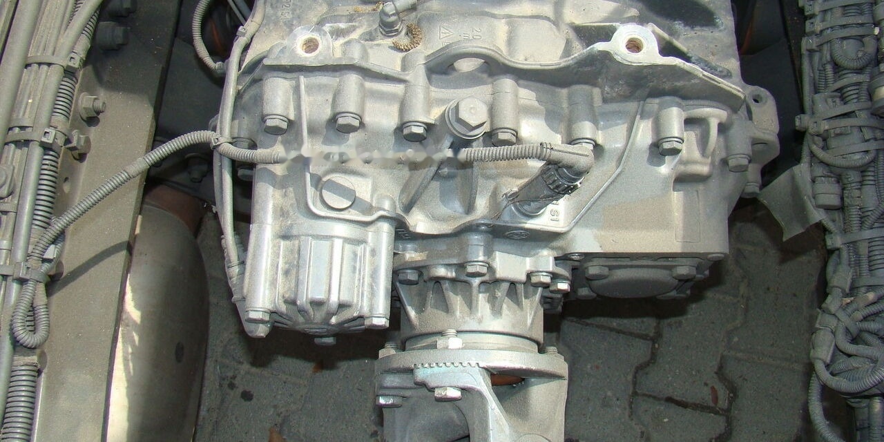 IVECO ZF 16S2220TD Stralis E5 IVECO STRALIS - Menjač za Kamion: slika 2 IVECO ZF 16S2220TD Stralis E5 IVECO STRALIS - Menjač za Kamion: slika 2