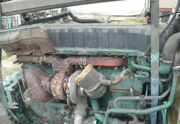 Volvo D12D 420 Volvo FH 12 - Motor za Kamion: slika 2 Volvo D12D 420 Volvo FH 12 - Motor za Kamion: slika 2