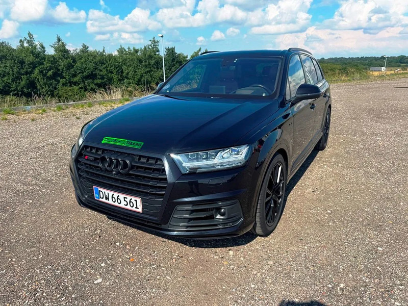 Audi SQ7 Black Edition. panoramo sun roof. . oil heater. head up display. 21" alu weels. night vision. B&O sound system. - SUVSUV: slika 3 Audi SQ7 Black Edition. panoramo sun roof. . oil heater. head up display. 21" alu weels. night vision. B&O sound system. - SUVSUV: slika 3