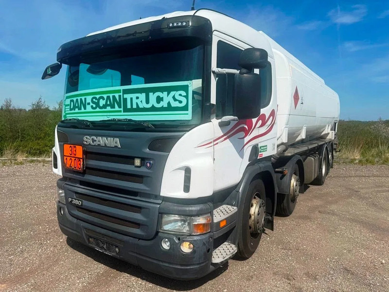 Scania P380 P380 8x2*6 .ADR/FL . 24200 L Tank - Air / Air suspension. - Kamion cisterna: slika 4 Scania P380 P380 8x2*6 .ADR/FL . 24200 L Tank - Air / Air suspension. - Kamion cisterna: slika 4