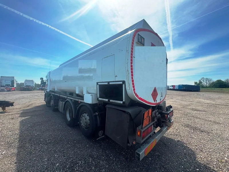 Kamion cisterna Scania P380 P380 8x2*6 .ADR/FL . 24200 L Tank - Air / Air suspension.: slika 8