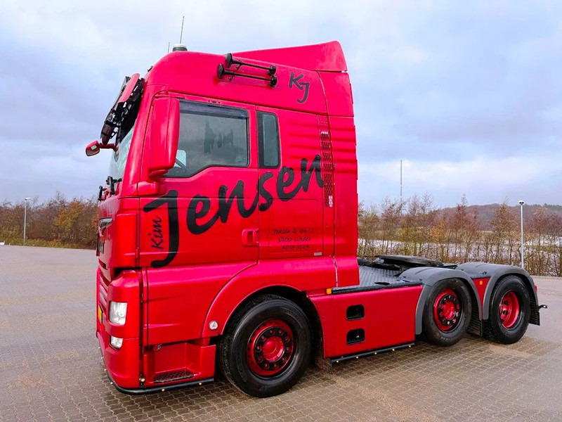 MAN TGX 26.510 Special interior. pusher 6x2/2. - Tegljač: slika 4 MAN TGX 26.510 Special interior. pusher 6x2/2. - Tegljač: slika 4