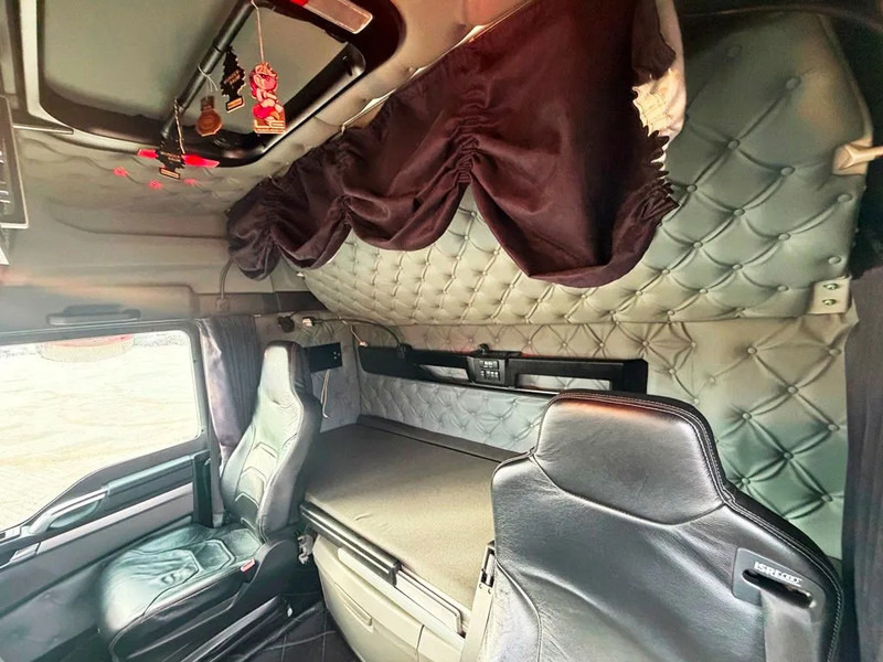 Tegljač MAN TGX 26.510 Special interior. pusher 6x2/2.: slika 12