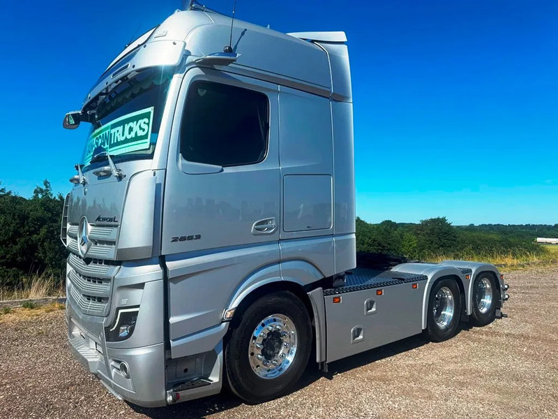 Mercedes-Benz Actros 2653 Special Interior. 6x2 3250mm weelbase. Air / Air suspension. hydr. syatem. Invertor. Micro wave. - Tegljač: slika 3 Mercedes-Benz Actros 2653 Special Interior. 6x2 3250mm weelbase. Air / Air suspension. hydr. syatem. Invertor. Micro wave. - Tegljač: slika 3