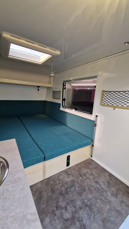 Microcamp mini przyczepa kempingowa transportowa teardrop - Prikolica za automobil: slika 4 Microcamp mini przyczepa kempingowa transportowa teardrop - Prikolica za automobil: slika 4