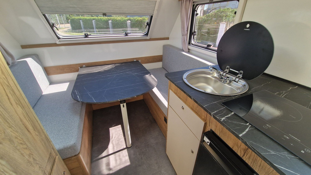 Nowa Przyczepa Kempingowa N-CROSS 2025 bogate wypos. Mega Oferta wyprz - Prikolica za automobil: slika 2 Nowa Przyczepa Kempingowa N-CROSS 2025 bogate wypos. Mega Oferta wyprz - Prikolica za automobil: slika 2