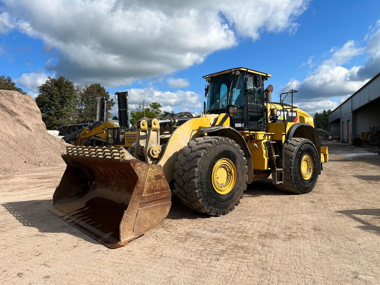Caterpillar 980M - Utovarivač točkaš: slika 1 Caterpillar 980M - Utovarivač točkaš: slika 1