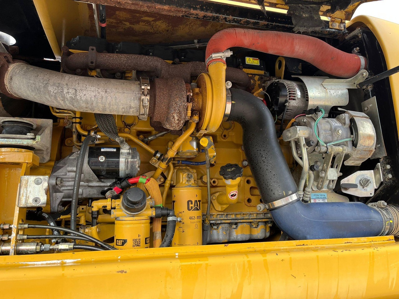 Bager točkaš Caterpillar M318D: slika 23