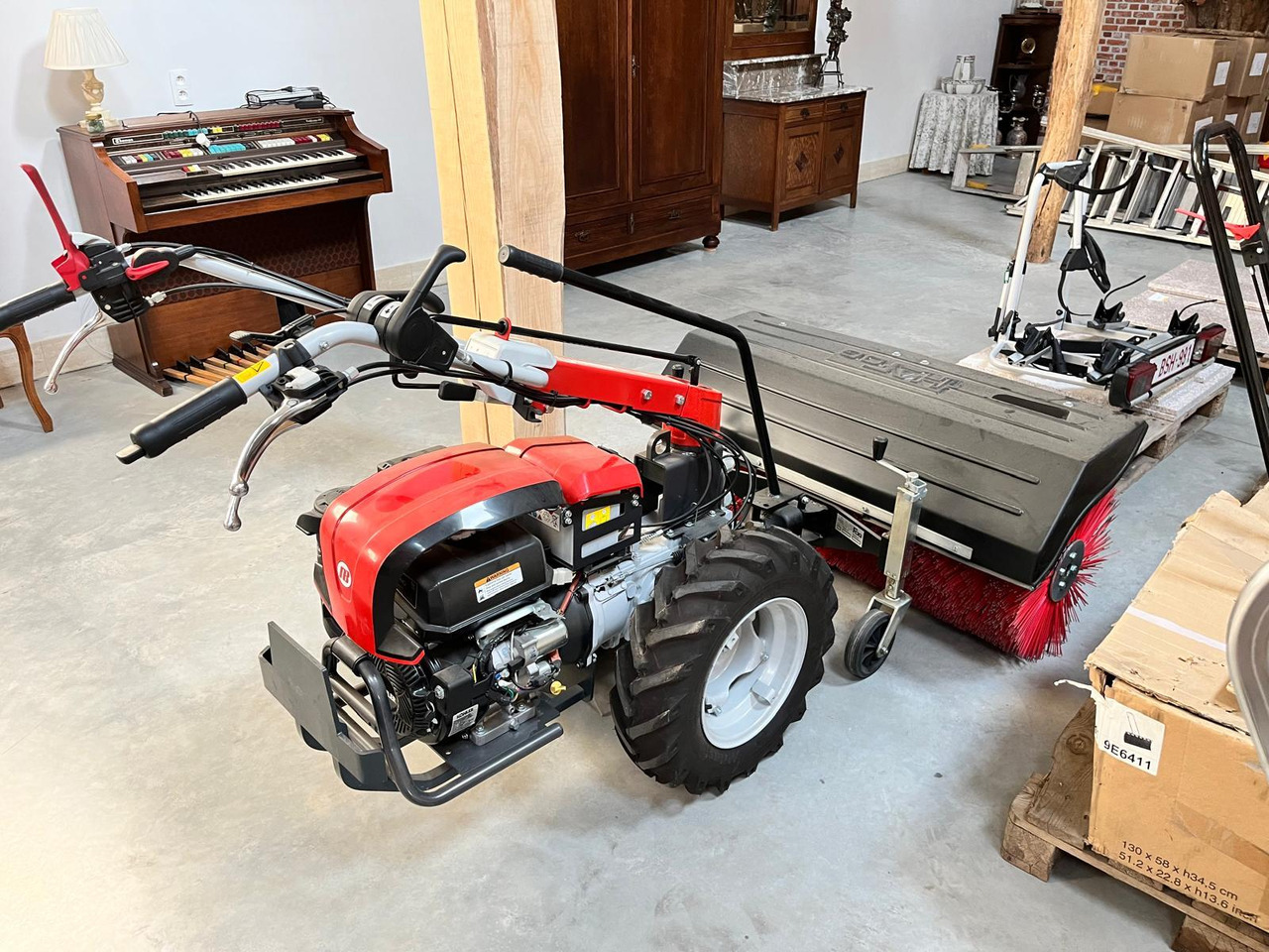 Emak mak 18 - Industrijska mašina za metenje: slika 2 Emak mak 18 - Industrijska mašina za metenje: slika 2