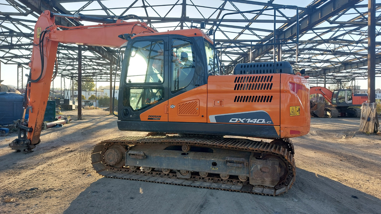 DOOSAN DX140LC-5 - Bager guseničar: slika 5 DOOSAN DX140LC-5 - Bager guseničar: slika 5
