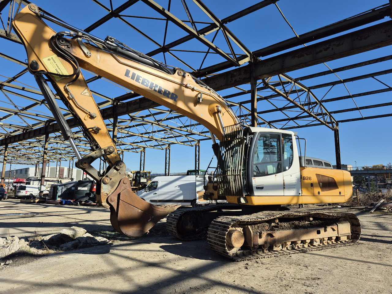 LIEBHERR R926LC - Bager guseničar: slika 4 LIEBHERR R926LC - Bager guseničar: slika 4