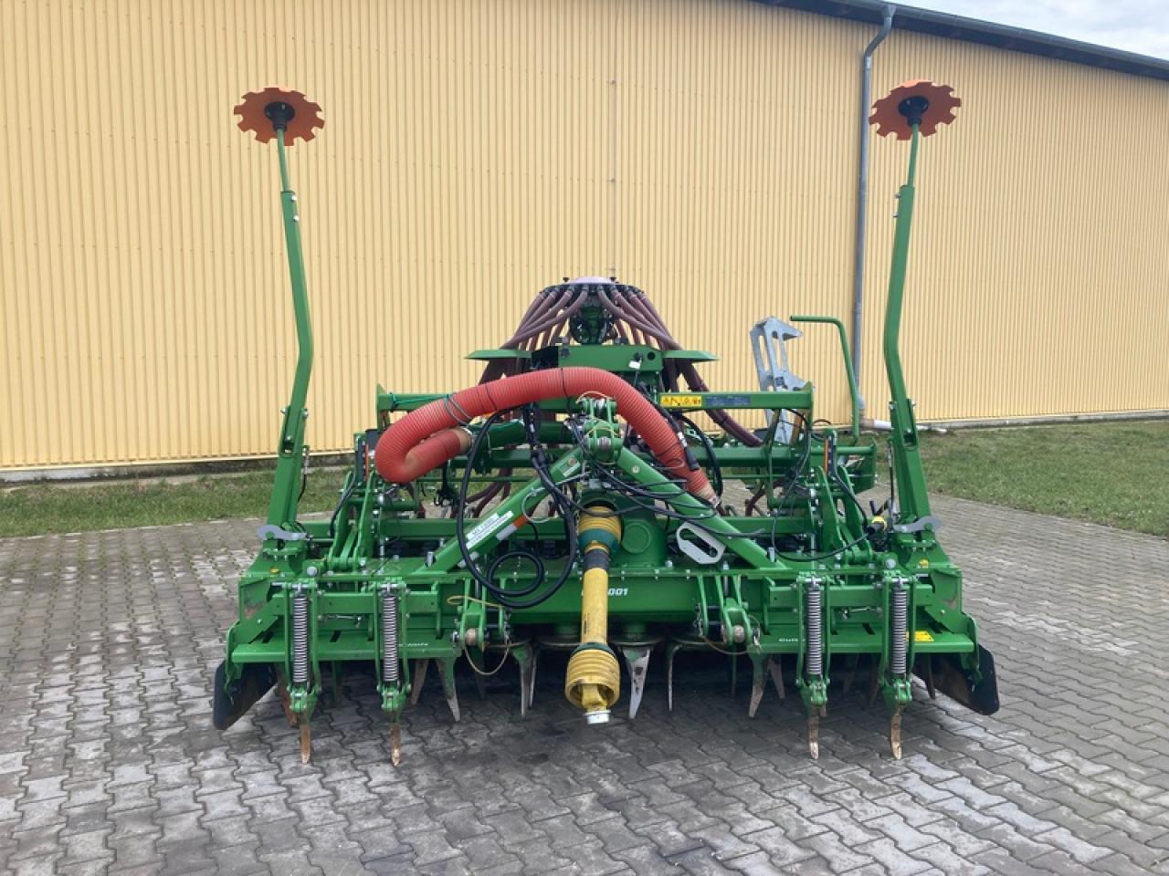 Amazone KX3001 + AVANT3002NUR 320HA - Kombinovana mašina za setvu: slika 4 Amazone KX3001 + AVANT3002NUR 320HA - Kombinovana mašina za setvu: slika 4