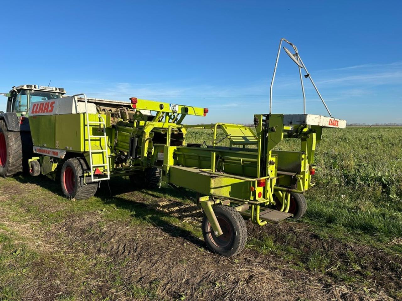 CLAAS QUADRANT 1150 - Balirka za kockaste bale: slika 2 CLAAS QUADRANT 1150 - Balirka za kockaste bale: slika 2