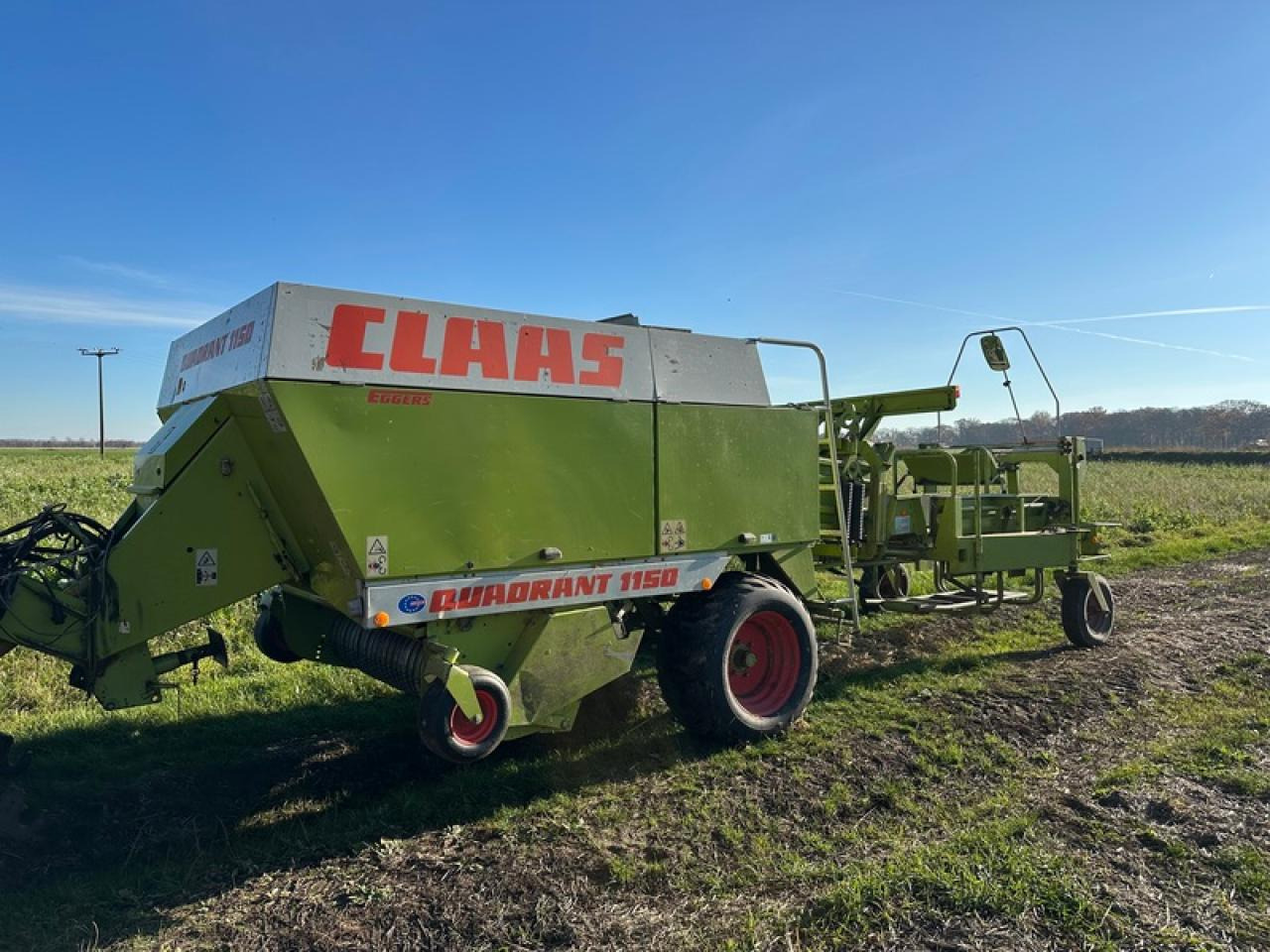 CLAAS QUADRANT 1150 - Balirka za kockaste bale: slika 1 CLAAS QUADRANT 1150 - Balirka za kockaste bale: slika 1