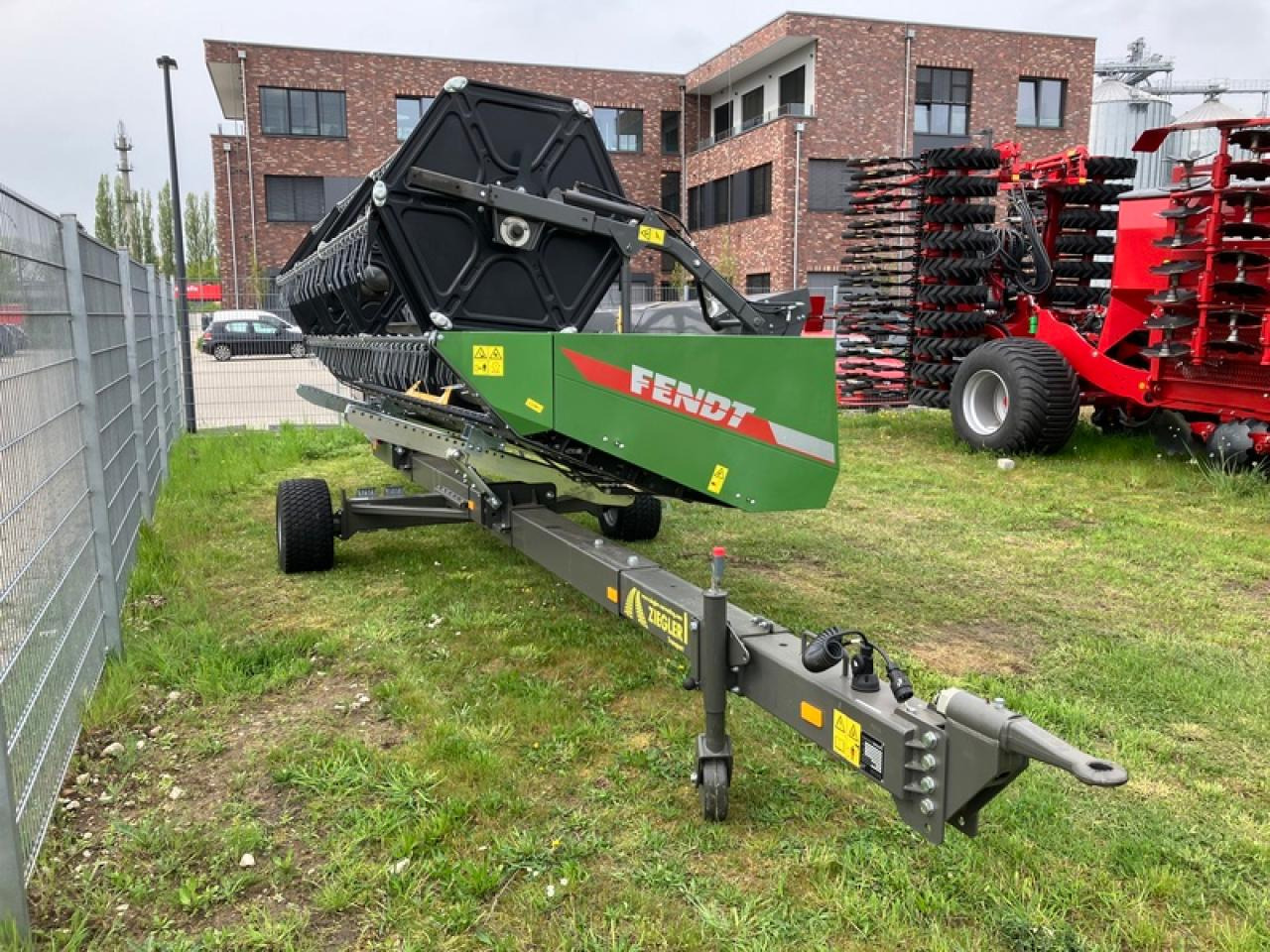 Fendt FREEFLOW 540 - Prednji deo kombajna: slika 3 Fendt FREEFLOW 540 - Prednji deo kombajna: slika 3