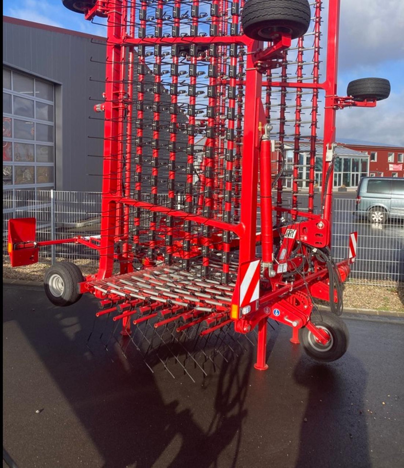 Horsch CURA 9 ST - Oprema za obradu zemljišta: slika 2 Horsch CURA 9 ST - Oprema za obradu zemljišta: slika 2