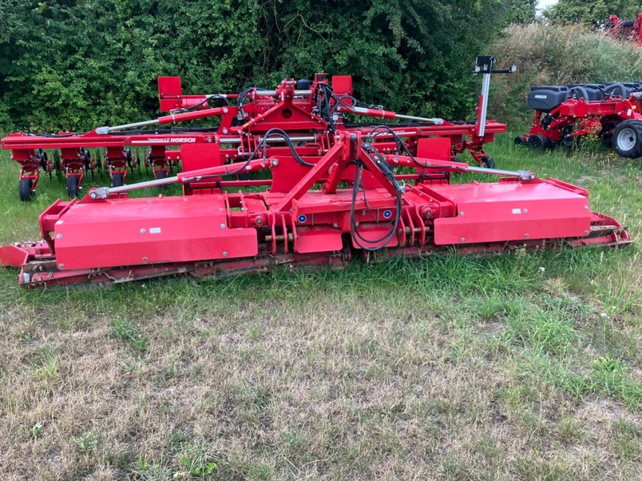 Horsch MESSERWALZE CULTRO 5 TC - Oprema za obradu zemljišta: slika 1 Horsch MESSERWALZE CULTRO 5 TC - Oprema za obradu zemljišta: slika 1