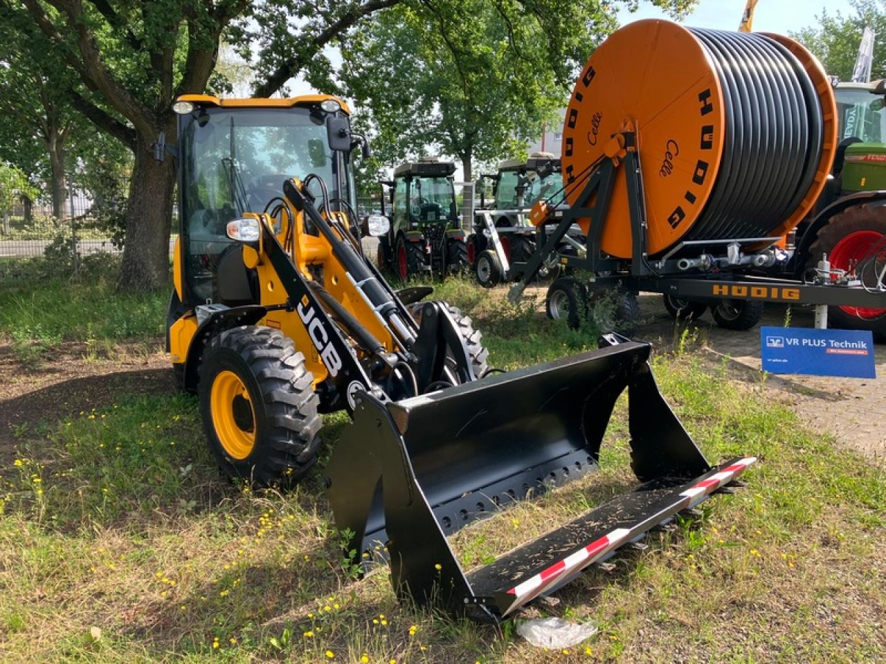 JCB 406 AGRI - Utovarivač točkaš: slika 5 JCB 406 AGRI - Utovarivač točkaš: slika 5