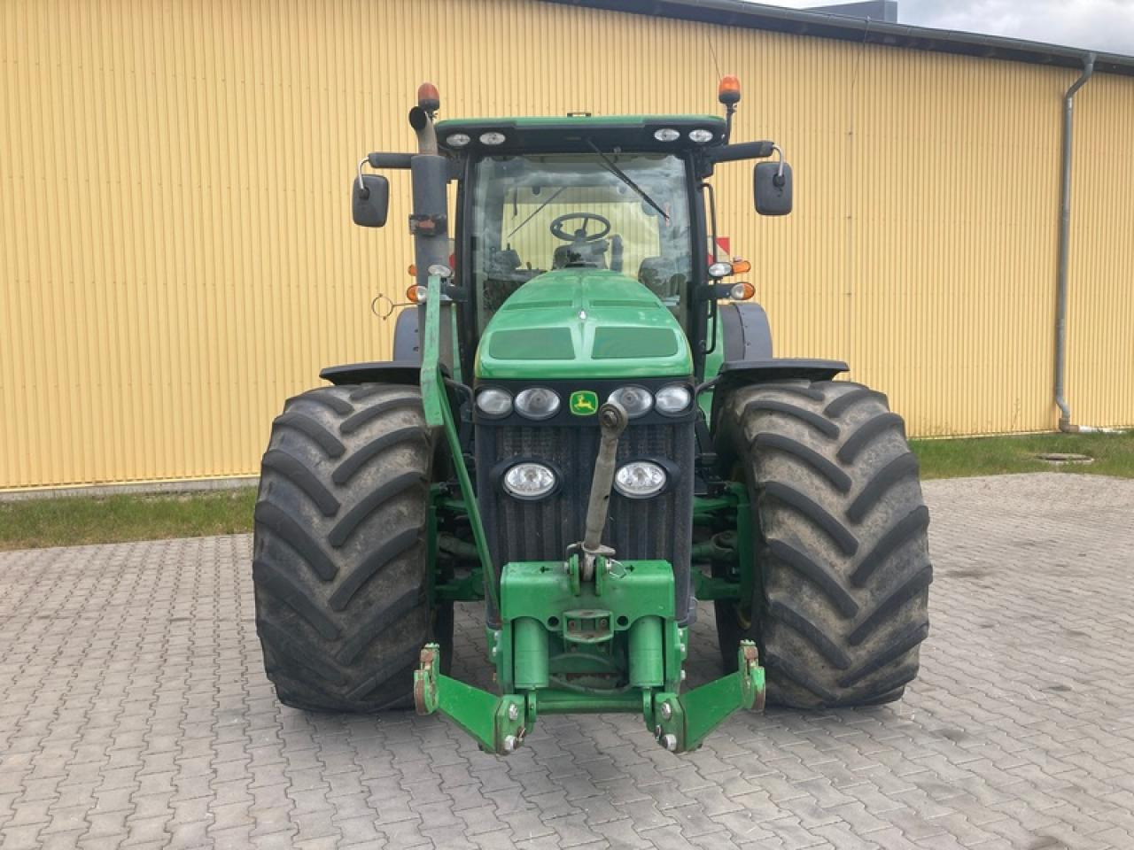 John Deere 8320 R AUTOPOWER - Traktor: slika 5 John Deere 8320 R AUTOPOWER - Traktor: slika 5