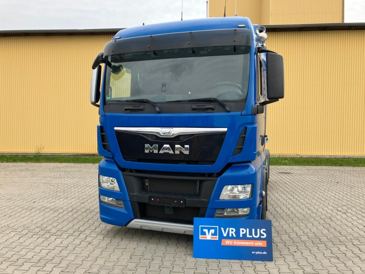 MAN MANTGX - Kamion sa hidrauličnom kukom: slika 1 MAN MANTGX - Kamion sa hidrauličnom kukom: slika 1