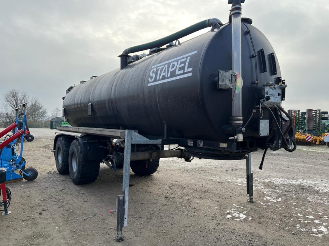 / SATTELTANKAUFLIEGER STAPEL SAP 26 - Oprema za đubrenje: slika 3 / SATTELTANKAUFLIEGER STAPEL SAP 26 - Oprema za đubrenje: slika 3