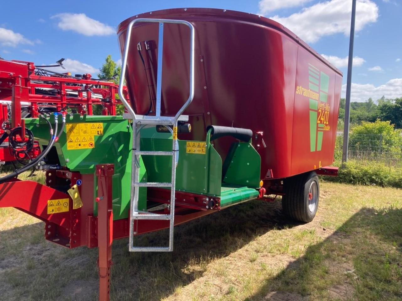 Strautmann VERTIMIX 2401DAKTION - Prikolica za mešanje stočne hrane: slika 1 Strautmann VERTIMIX 2401DAKTION - Prikolica za mešanje stočne hrane: slika 1