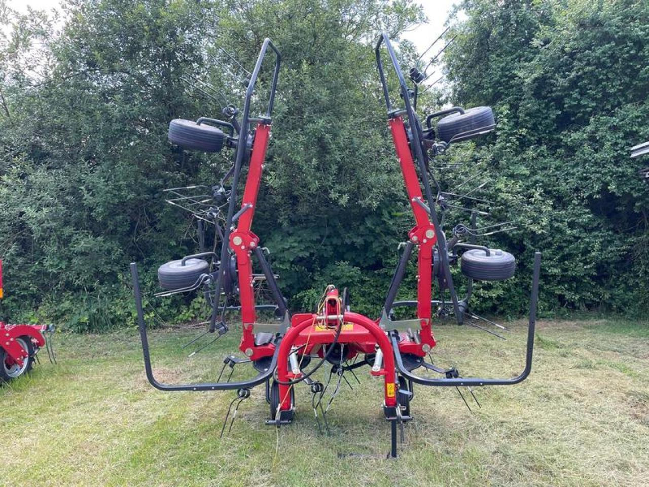 Vicon FANEX 604 AKTION - Prevrtač/ Grabuljač: slika 5 Vicon FANEX 604 AKTION - Prevrtač/ Grabuljač: slika 5