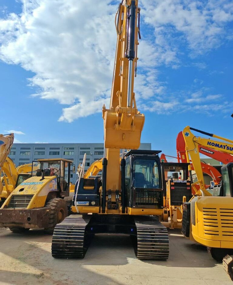Caterpillar 330BL - Bager guseničar: slika 2 Caterpillar 330BL - Bager guseničar: slika 2
