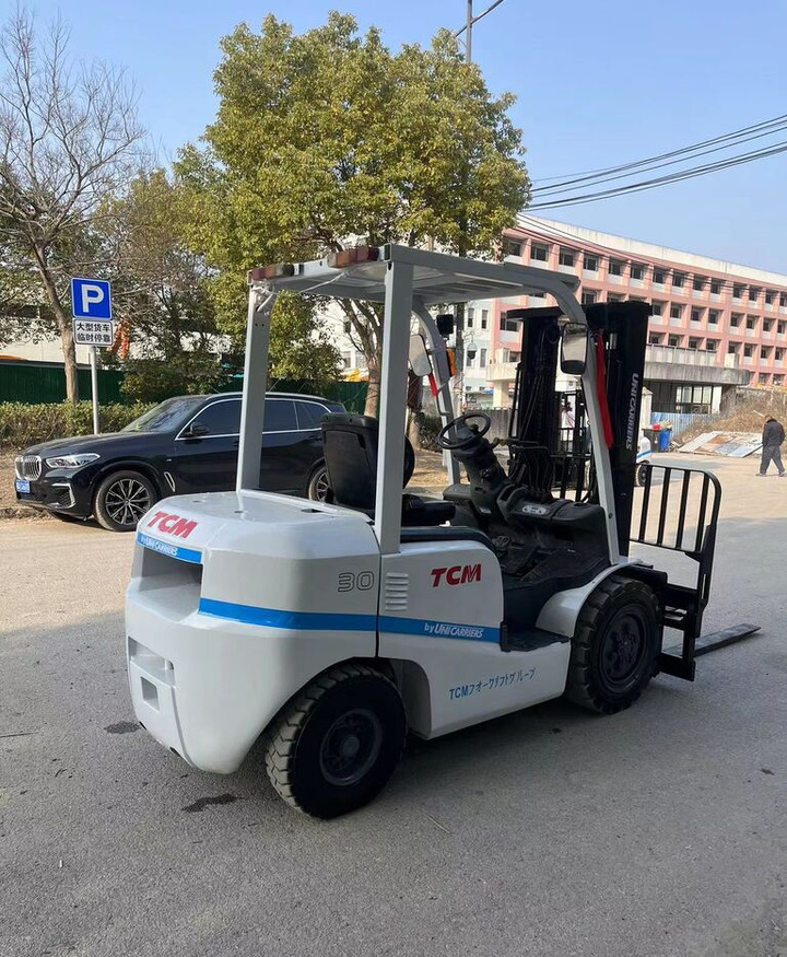 TCM FD30 FD50 FD100 FD80 3ton 5ton - Dizel viljuškar: slika 5 TCM FD30 FD50 FD100 FD80 3ton 5ton - Dizel viljuškar: slika 5