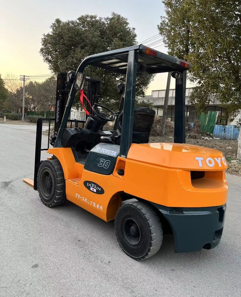 Toyota 7FD30 8FD30 7FD35 3ton 5ton forklift for sale - Dizel viljuškar: slika 3 Toyota 7FD30 8FD30 7FD35 3ton 5ton forklift for sale - Dizel viljuškar: slika 3