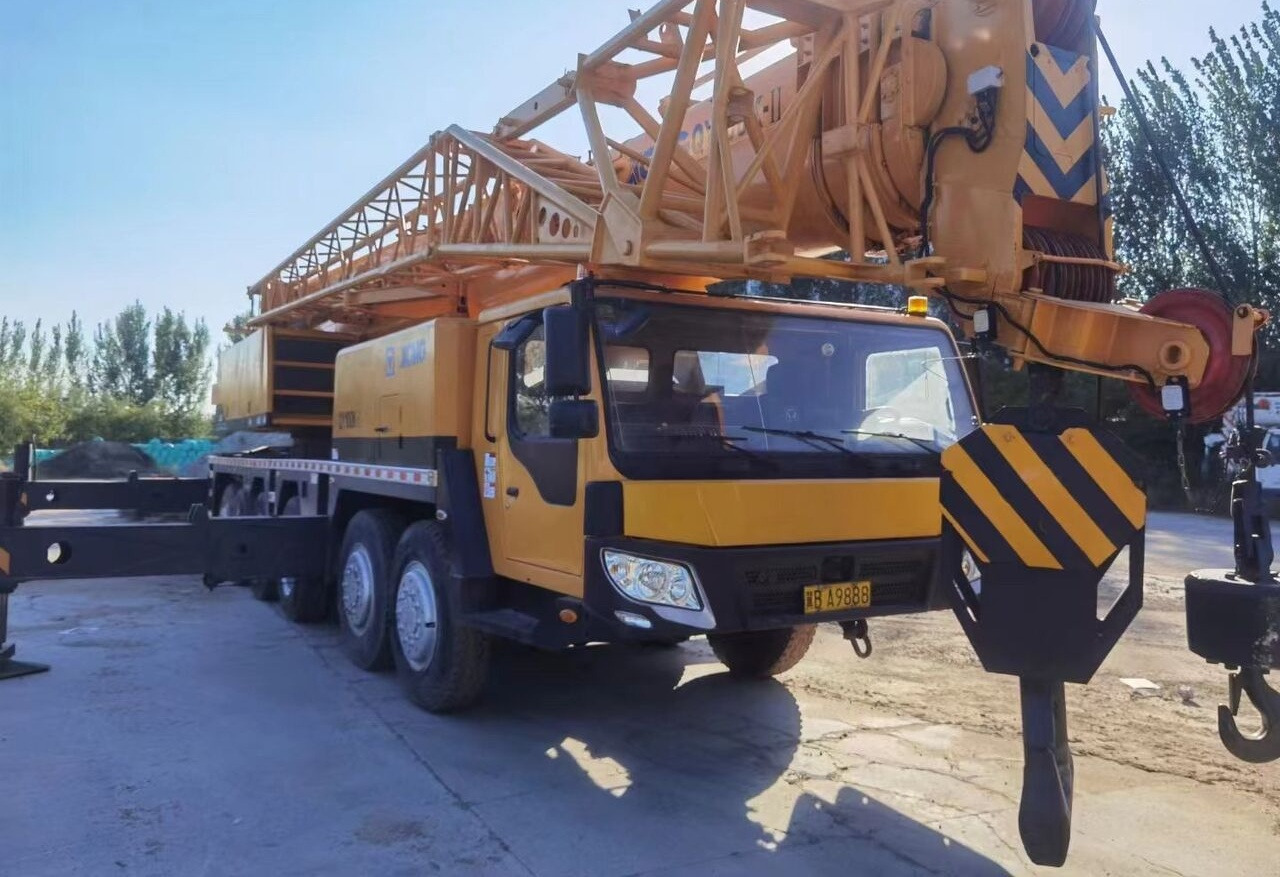 Pokretni kran XCMG QY00K-II 25t 50t 100t: slika 7