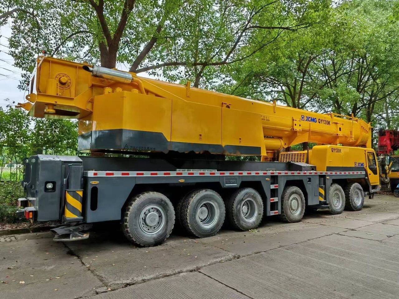 XCMG QY130K QY130K-I QY130K-II 80ton 100ton 110ton 130ton - Pokretni kran: slika 4 XCMG QY130K QY130K-I QY130K-II 80ton 100ton 110ton 130ton - Pokretni kran: slika 4