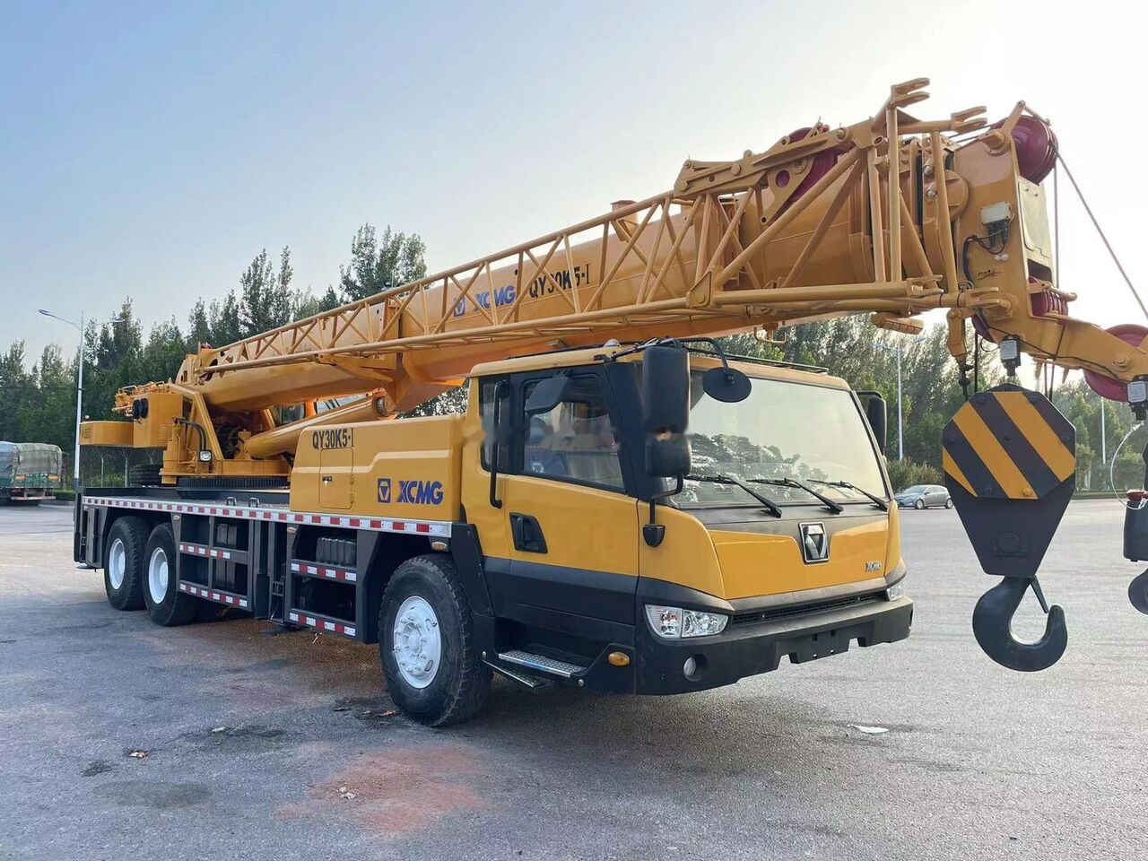 XCMG QY30KC QY30K XCT30 30T 30ton - Pokretni kran: slika 2 XCMG QY30KC QY30K XCT30 30T 30ton - Pokretni kran: slika 2