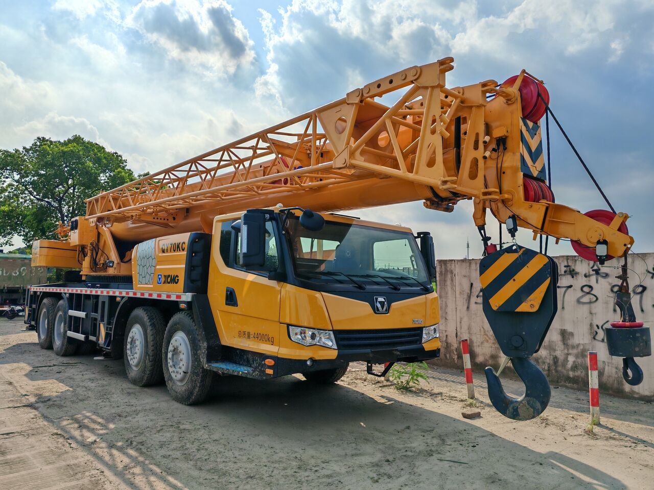 XCMG QY70KC - Pokretni kran: slika 2 XCMG QY70KC - Pokretni kran: slika 2
