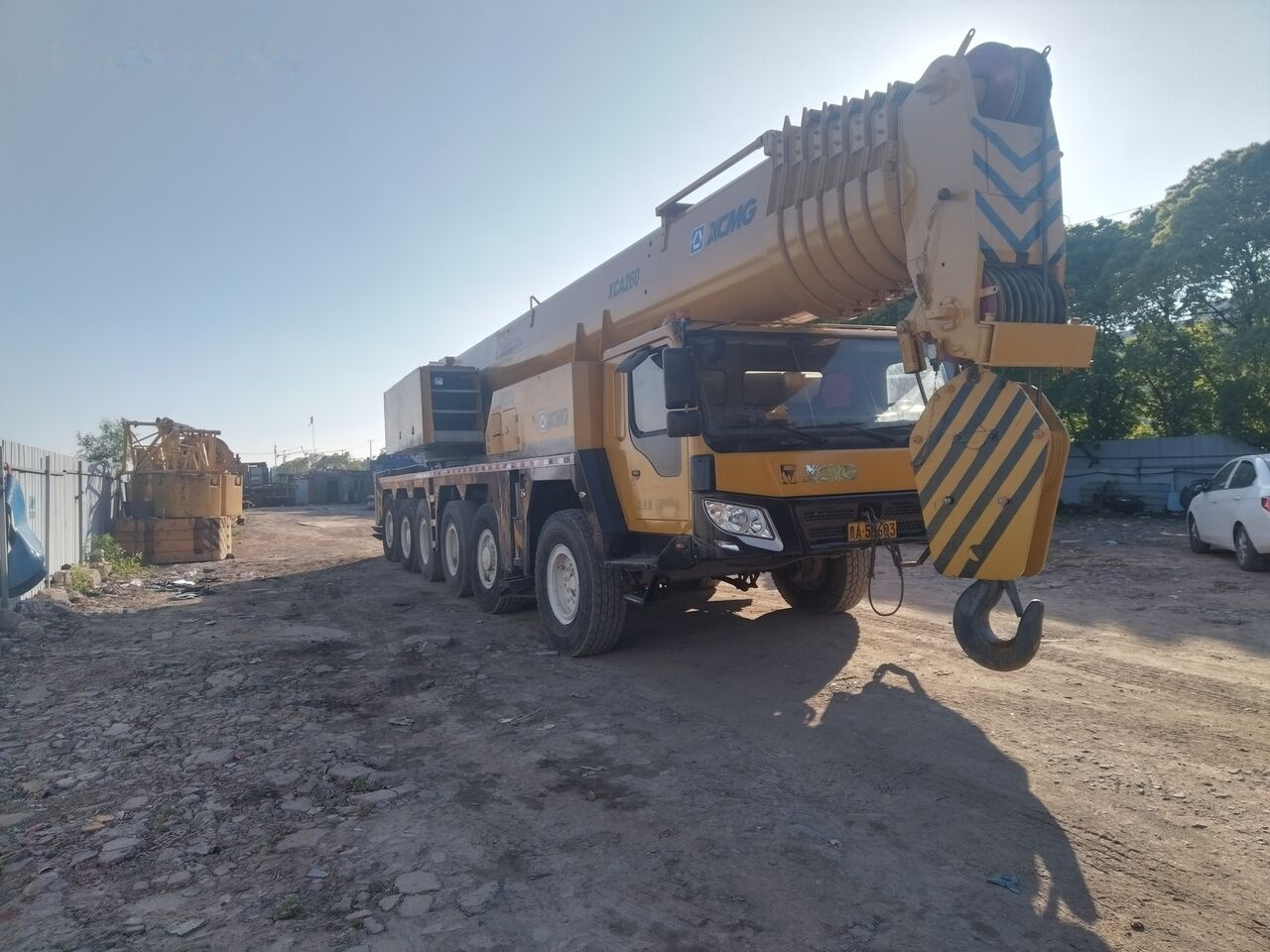 XCMG XCA240 240ton 220ton 100ton 80ton - Pokretni kran: slika 1 XCMG XCA240 240ton 220ton 100ton 80ton - Pokretni kran: slika 1