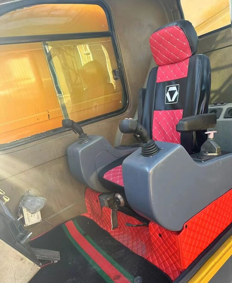 XCMG XCT50 QY50K QY70K QY100K QY130K 35 50 70 80 130 truck crane - Pokretni kran: slika 5 XCMG XCT50 QY50K QY70K QY100K QY130K 35 50 70 80 130 truck crane - Pokretni kran: slika 5