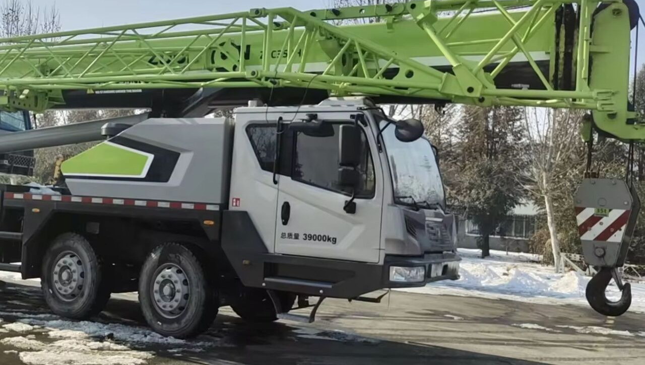 Zoomlion ZTC350 ZTC250 ZTC550 ZTC1000 - Pokretni kran: slika 5 Zoomlion ZTC350 ZTC250 ZTC550 ZTC1000 - Pokretni kran: slika 5
