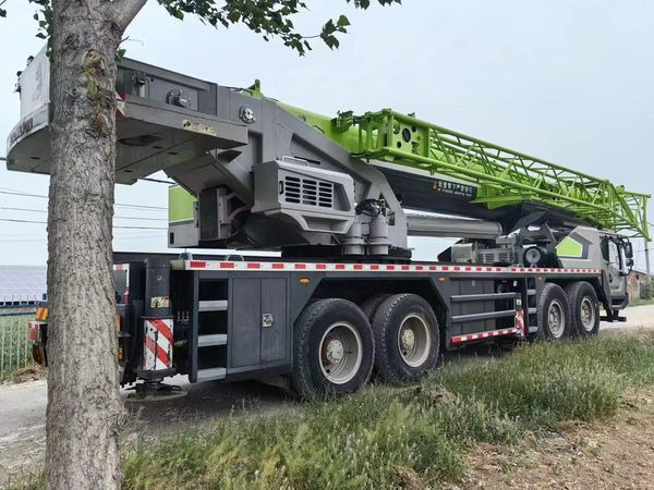 Zoomlion ZTC800 80ton 80t truck crane - Pokretni kran: slika 4 Zoomlion ZTC800 80ton 80t truck crane - Pokretni kran: slika 4