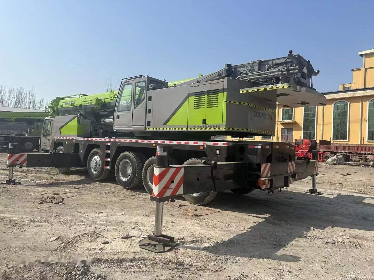 Zoomlion ZTC900V 90T 90ton 80ton 100ton - Pokretni kran: slika 4 Zoomlion ZTC900V 90T 90ton 80ton 100ton - Pokretni kran: slika 4