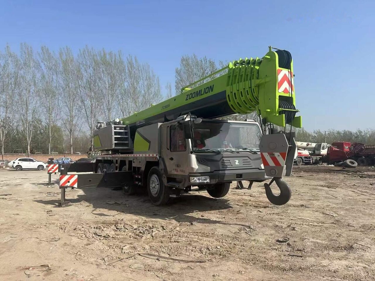 Zoomlion Zoomlion ZTC900V ZTC800V ZTC550V ZTC500V truck cranes - Pokretni kran: slika 4 Zoomlion Zoomlion ZTC900V ZTC800V ZTC550V ZTC500V truck cranes - Pokretni kran: slika 4