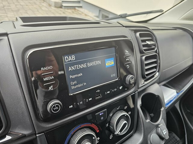 Dostavno vozilo sa otvorenom sandukom, Dostavno vozilo sa duplom kabinom novi FIAT Ducato 140 DOKA Pritsche 2,9 Meter Klima DAB...: slika 8