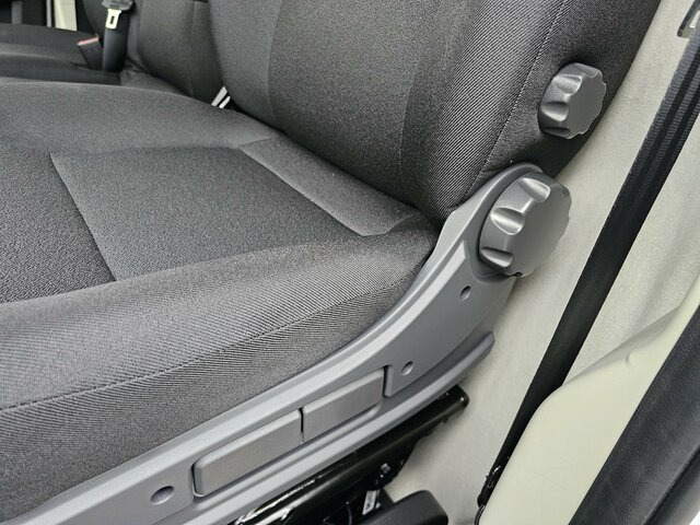 FIAT Ducato 35 140 L2H2 Klima Temp 260° Kamera PDC... - Furgon: slika 2 FIAT Ducato 35 140 L2H2 Klima Temp 260° Kamera PDC... - Furgon: slika 2