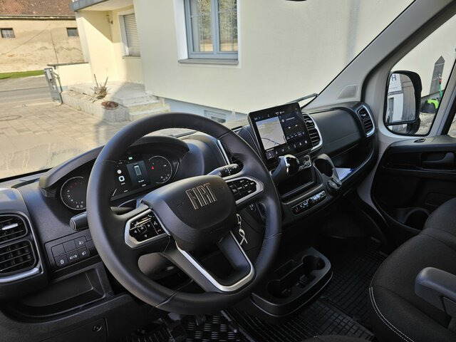 FIAT Ducato 35 L3H2 180 Automatik 13m³ Serie 10 9.2 - Furgon: slika 3 FIAT Ducato 35 L3H2 180 Automatik 13m³ Serie 10 9.2 - Furgon: slika 3