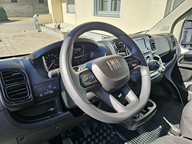 FIAT Ducato 35 MAXI L4H2 140 15m³ Serie10 9.2 Safety - Furgon: slika 3 FIAT Ducato 35 MAXI L4H2 140 15m³ Serie10 9.2 Safety - Furgon: slika 3