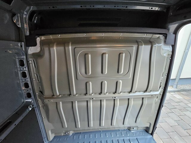 Furgon novi FIAT Ducato 35 MAXI L5H2 L4H2 180 15m³ Safety Kamera...: slika 28 Furgon novi FIAT Ducato 35 MAXI L5H2 L4H2 180 15m³ Safety Kamera...: slika 28